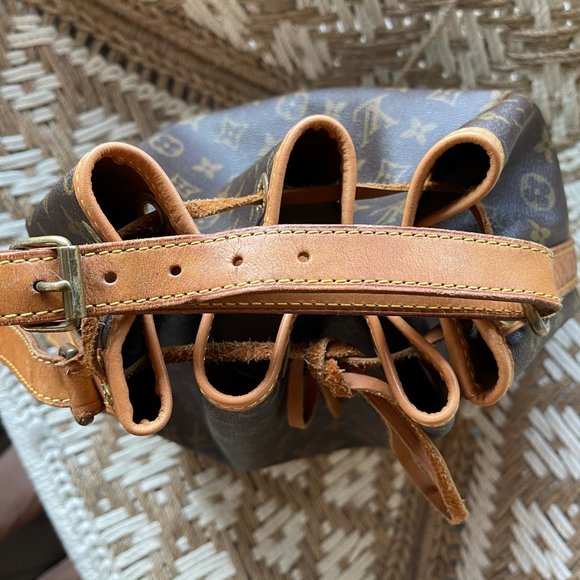 LOUIS VUITTON Noe GM large drawstring bucket bag - Picture 12 of 16